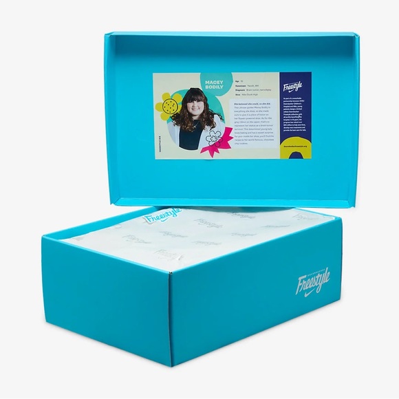 NEW limited edition Nike Dunk High “Doernbecher” Macey (2023) - Picture 12 of 13